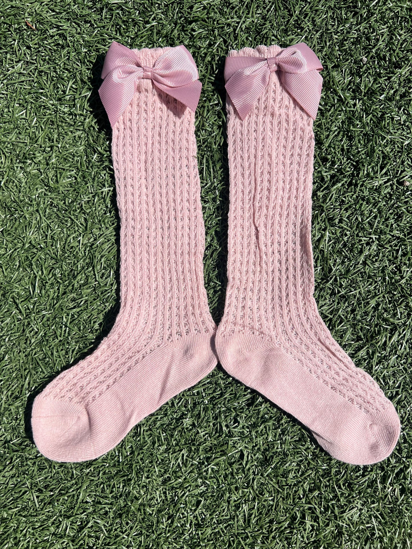Soft pink girl bow socks